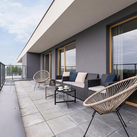 Stylowy Apartament Z Dwiema Sypialniami Balkonem I Parkingiem By Noclegi Renters Катовіце Екстер'єр фото
