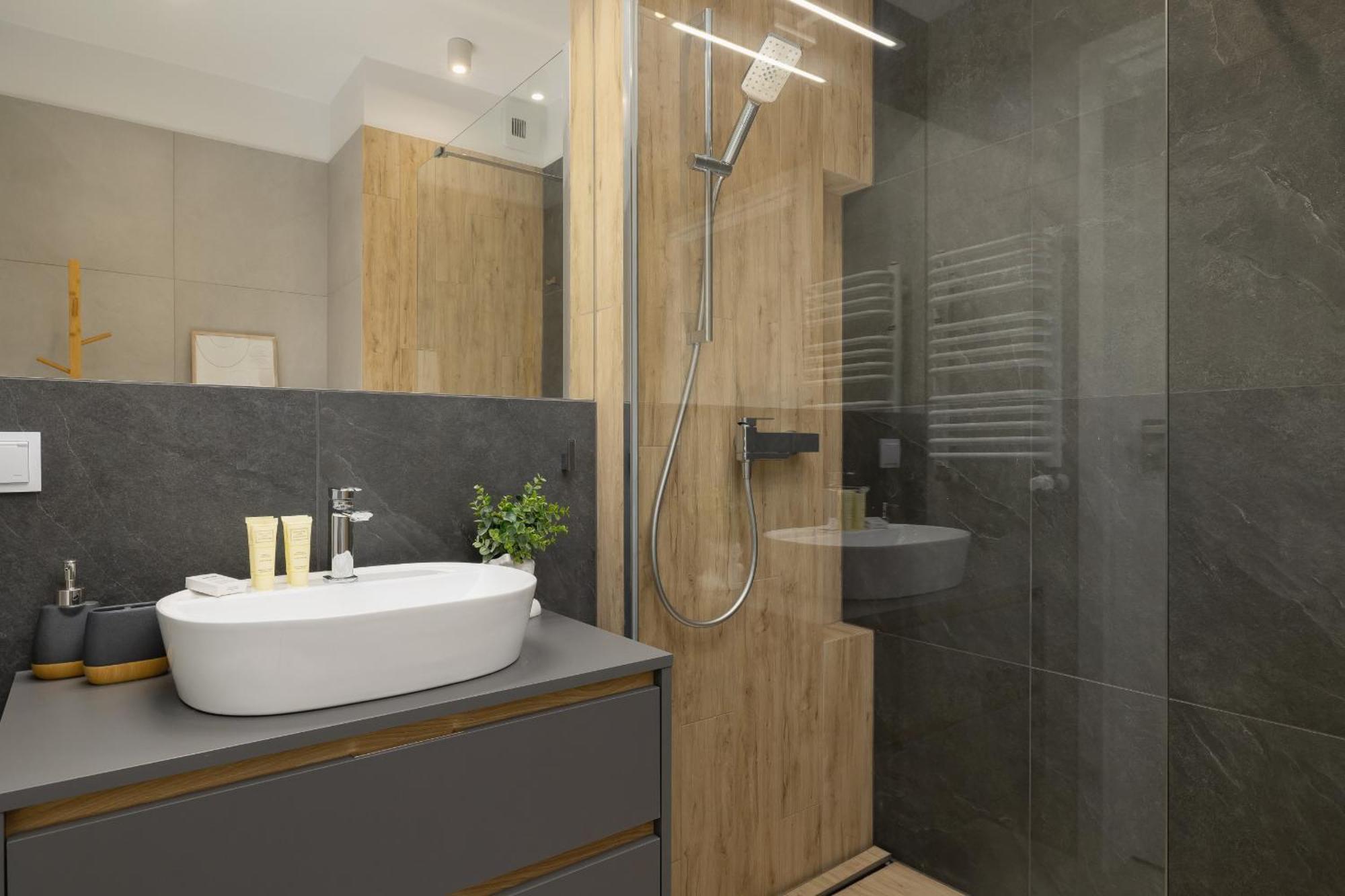 Stylowy Apartament Z Dwiema Sypialniami Balkonem I Parkingiem By Noclegi Renters Катовіце Екстер'єр фото